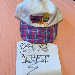 1997 VINTAGE TWEETY LOONEY TUNES HAT
